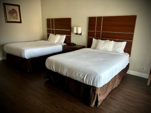 Western Holiday Lodge - image 22