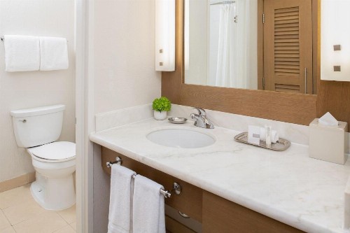 The Lodge at Tiburon - image 32