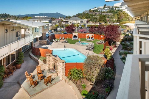 The Lodge at Tiburon - image 36