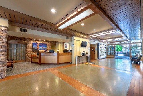 The Lodge at Tiburon - image 43