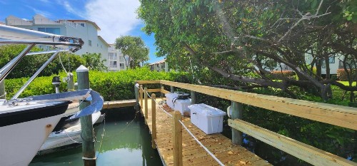 Holiday Island A8 Tierra Verde Island - image 11