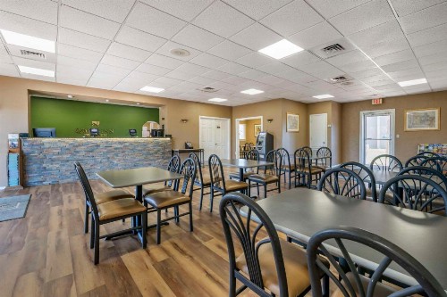Quality Inn Kennedy Space Center - image 32