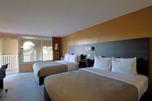 Quality Inn Kennedy Space Center - image 35