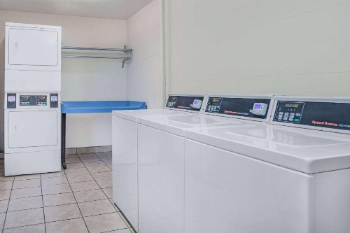 Days Inn by Wyndham Titusville Kennedy Space Center - image 14