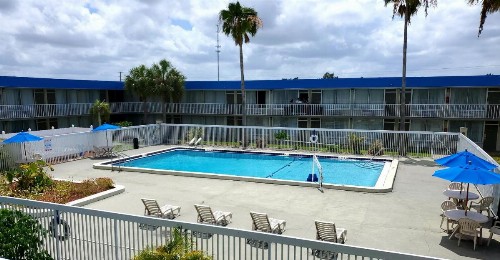 Days Inn by Wyndham Titusville Kennedy Space Center - image 21