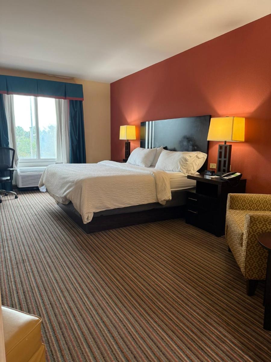 Holiday Inn Titusville/Kennedy Space Center an IHG Hotel - main image