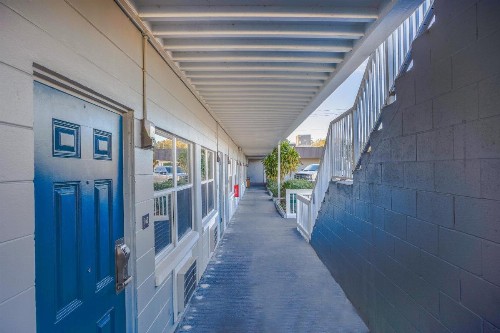Budget Motel - Titusville - image 12