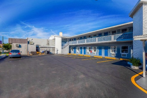 Budget Motel - Titusville - image 13