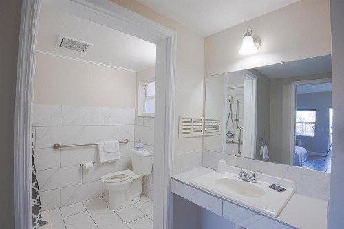 Budget Motel - Titusville - image 17