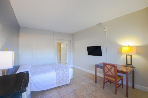 Budget Motel - Titusville - image 28