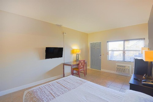 Budget Motel - Titusville - image 30
