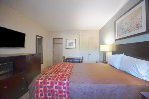 Budget Motel - Titusville - image 33