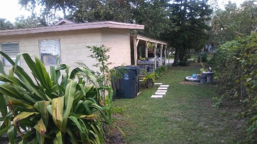 1 Beige Cozy Bungalow and 1 White Cozy Efficiency Cottage in Titusville - image 22