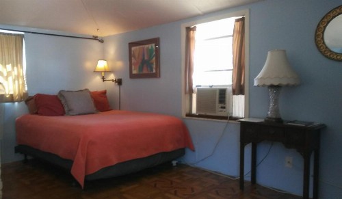 1 Beige Cozy Bungalow and 1 White Cozy Efficiency Cottage in Titusville - image 30