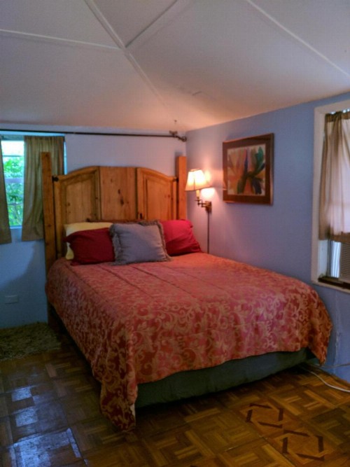 1 Beige Cozy Bungalow and 1 White Cozy Efficiency Cottage in Titusville - image 4