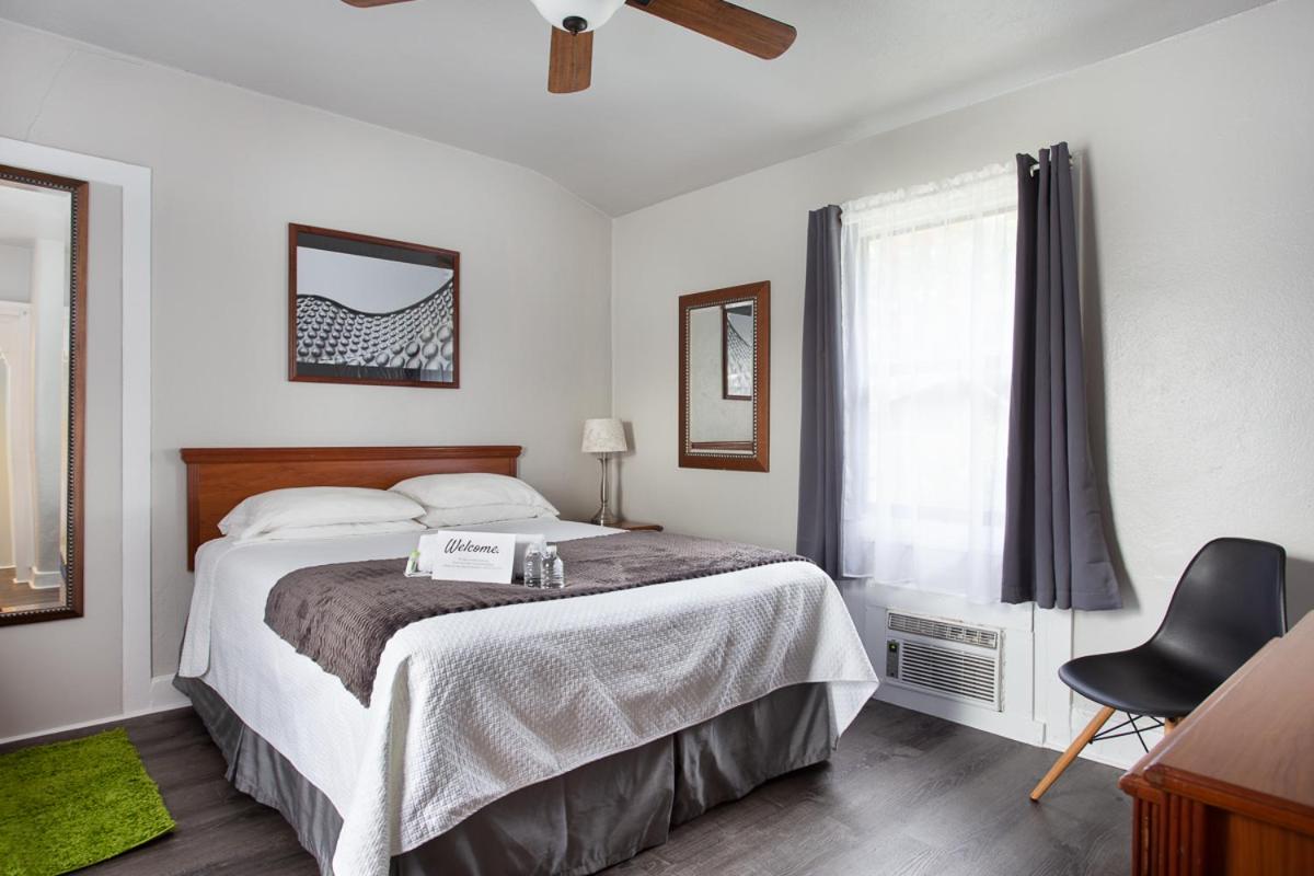 Travel Inn of Titusville - image 4
