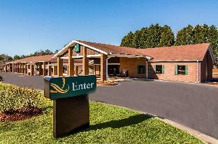 Toccoa Inn & Suites - main image