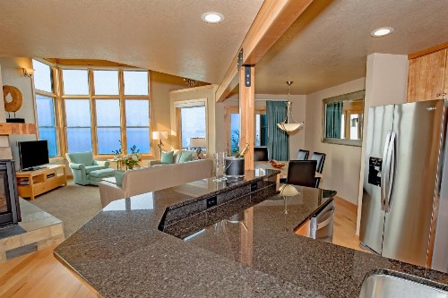 Surfside on Lake Superior - image 32