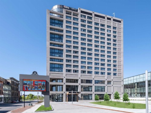Park Inn by Radisson Toledo OH - image 12