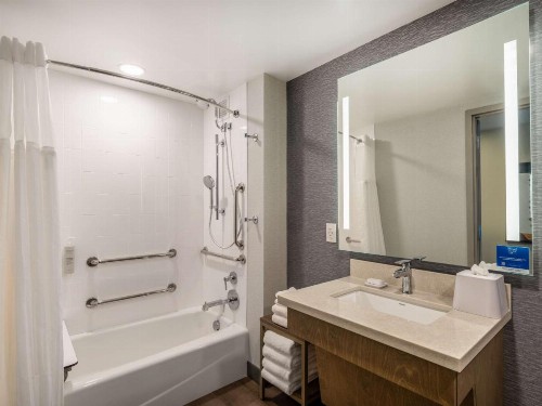 Park Inn by Radisson Toledo OH - image 38
