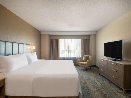 Park Inn by Radisson Toledo OH - image 41