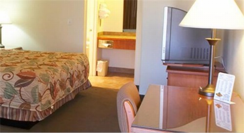 Premier Inns Tolleson - image 2
