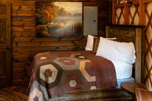 Lake Nantahala-Smoky Mountain-Yurts - image 23