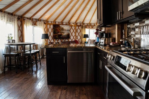 Lake Nantahala-Smoky Mountain-Yurts - image 39