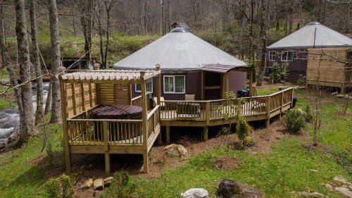 Lake Nantahala-Smoky Mountain-Yurts - image 4