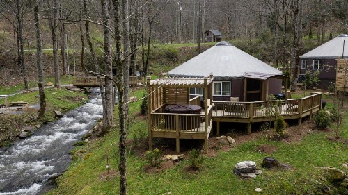 Lake Nantahala-Smoky Mountain-Yurts - image 5