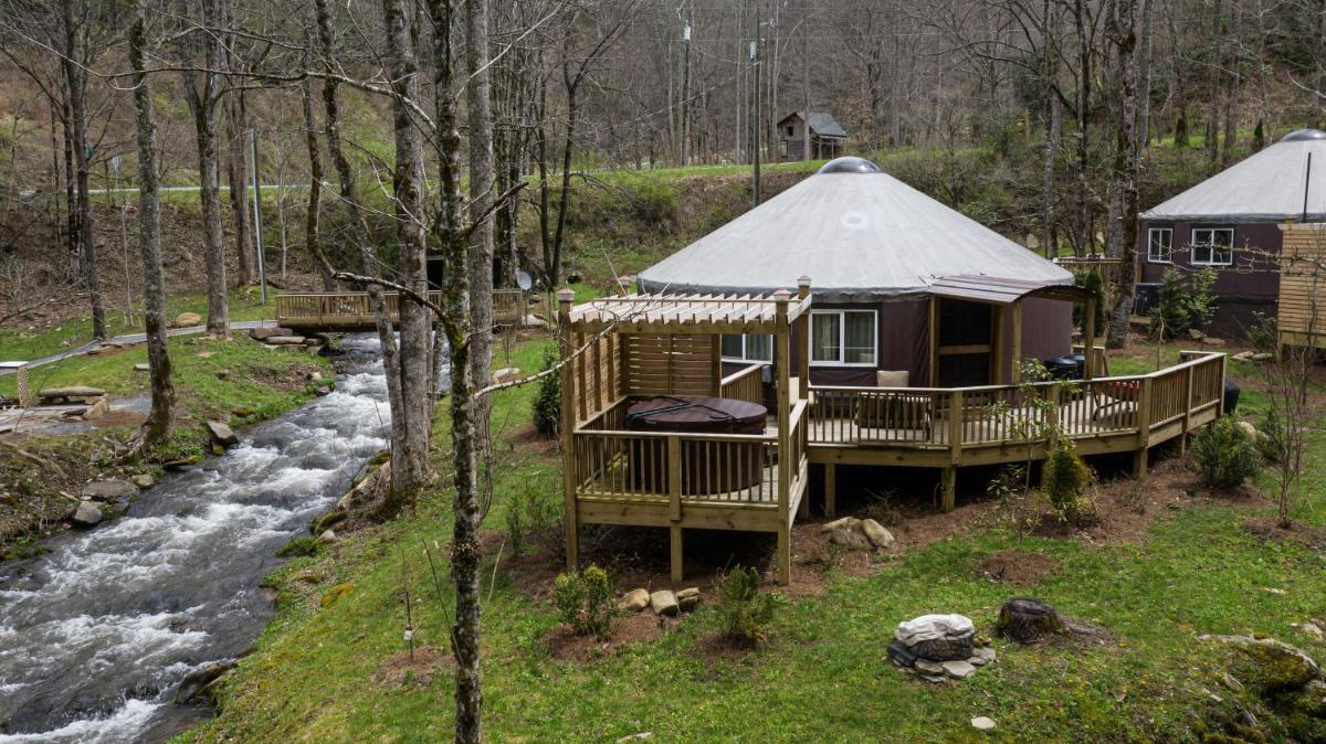 Lake Nantahala-Smoky Mountain-Yurts - image 5