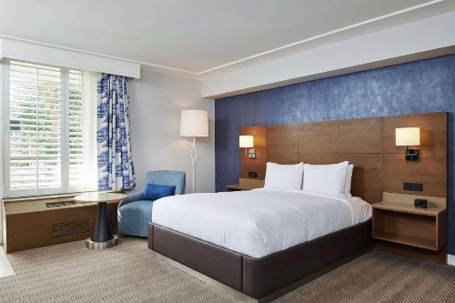 DoubleTree by Hilton Torrance - South Bay - image 6