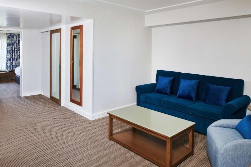 DoubleTree by Hilton Torrance - South Bay - image 28