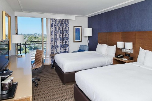 DoubleTree by Hilton Torrance - South Bay - image 30