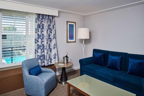 DoubleTree by Hilton Torrance - South Bay - image 37