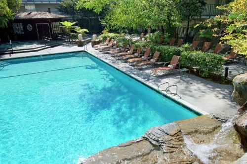 DoubleTree by Hilton Torrance - South Bay - image 3
