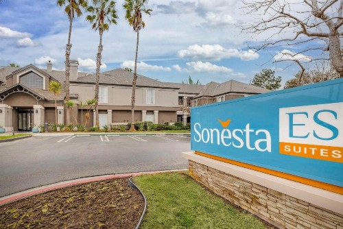 Sonesta ES Suites Torrance Redondo Beach - image 38