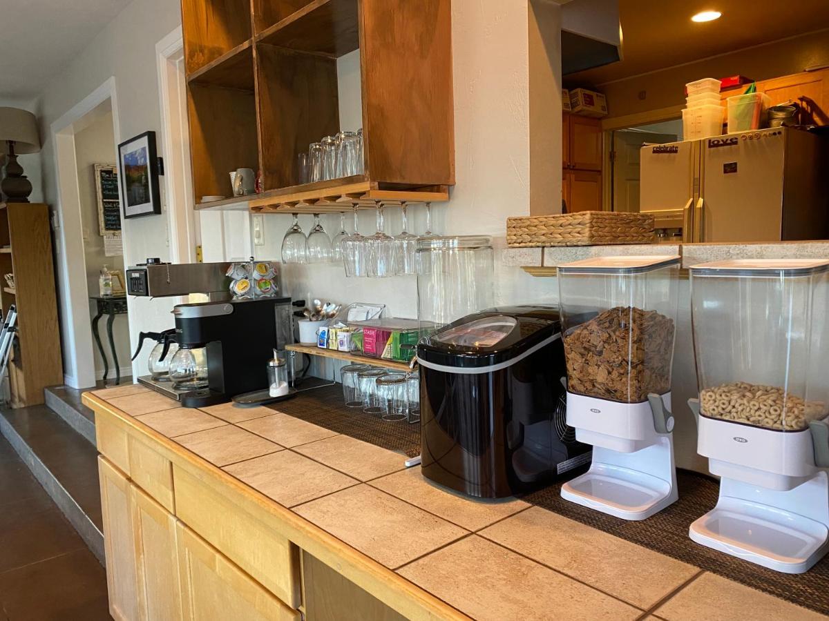 SkyRidge Inn - image 2