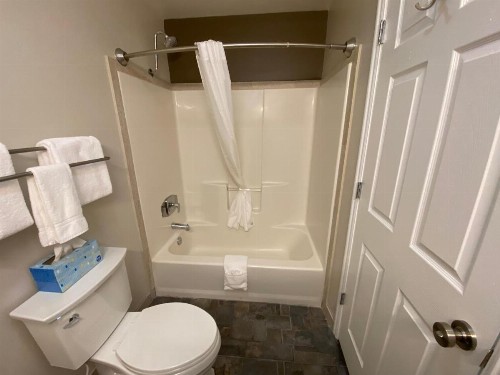 SkyRidge Inn - image 42