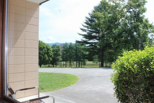 Highland Manor Inn - image 15
