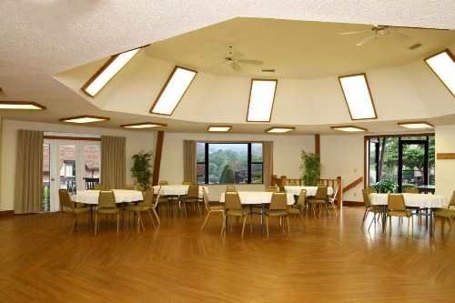 Highland Manor Inn - image 16