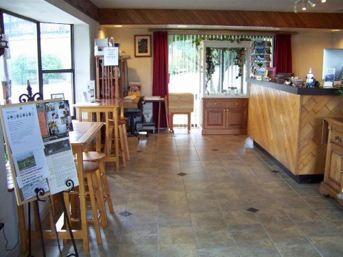 Highland Manor Inn - image 19