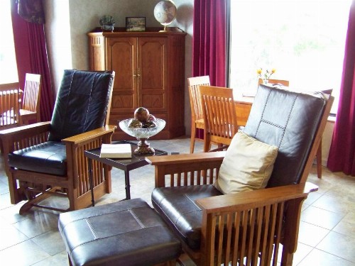 Highland Manor Inn - image 2