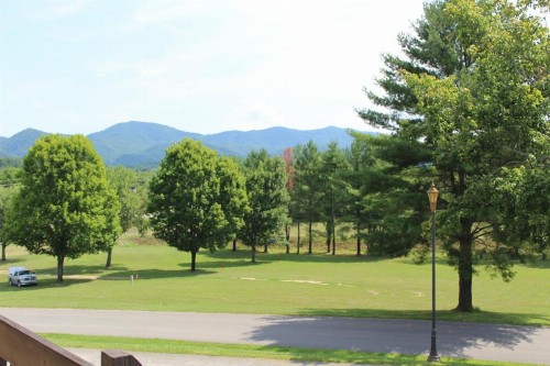 Highland Manor Inn - image 5