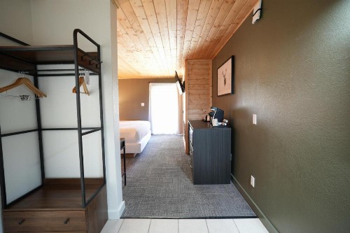 Tremont Lodge & Resort - image 34