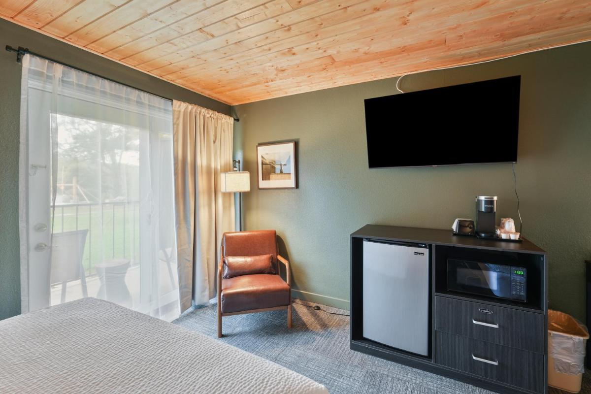 Tremont Lodge & Resort - image 5