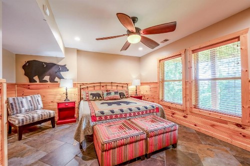Bearmont Lodge Cabin - image 47