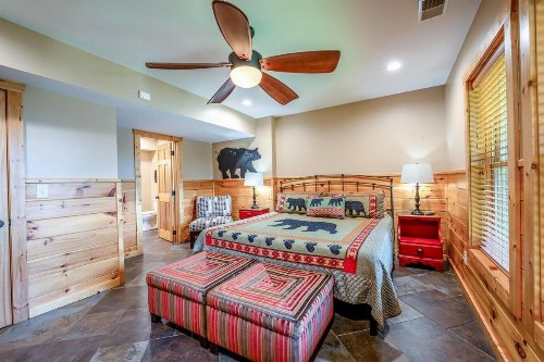 Bearmont Lodge Cabin - image 48