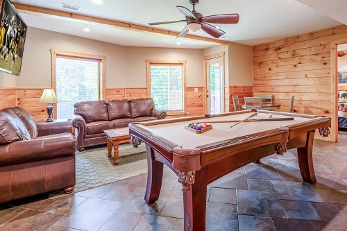 Bearmont Lodge Cabin - image 6