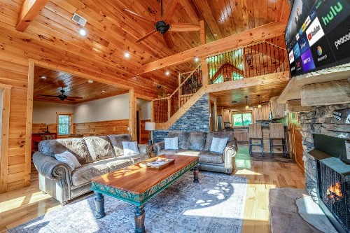 Bearmont Lodge Cabin - image 9